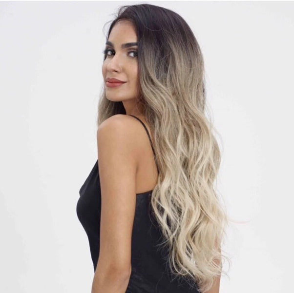 Peruca Tamara din păr sintetic termorezistent